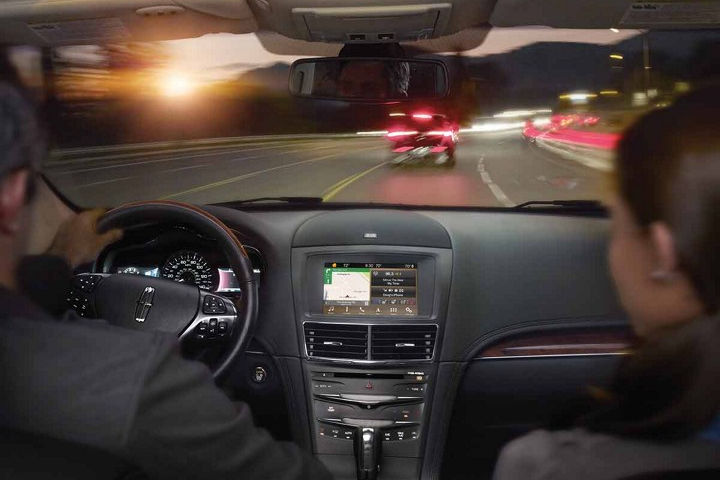 Lincoln MKZ Latest Headlights technology